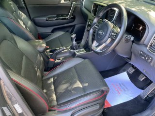 /photos/9888/2edd0008-eaf4-ae39-0068-c2ec2a684a4f_i320x240.jpg