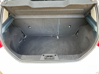 /photos/9888/8175860d-c7c0-46c9-bc6e-4083f2295dd7_i320x240.jpg