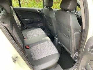 /photos/9888/bd5c396d-e6b4-45bb-a5e4-8528464dbe44_i320x240.jpg