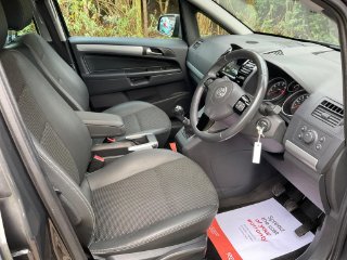 /photos/9888/ccc58f67-7b8f-489d-a3fd-d621c593d44c_i320x240.jpg